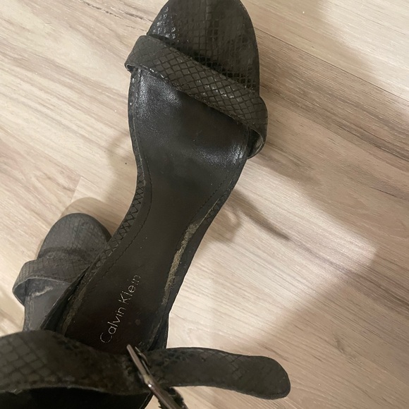 Black snakeskin Calvin Klein Heels - Picture 4 of 5